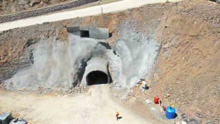 Elazığ Tarhana Regülatörü ve İletim Tüneli yapımına ilk kazma vuruldu