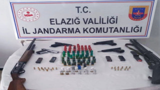 Elazığ’da ruhsatsız silah operasyonu: 2 gözaltı