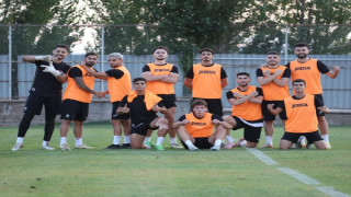 Elazığspor, 21 futbolcuyla Van’a gitti