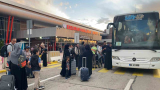 Erzurum Havalimanında bomba ihbarı seferleri iptal etti, yolcular beklemek zorunda kaldı