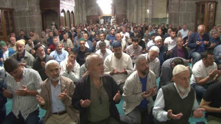 Erzurum’da Mevlid Kandili coşkusu