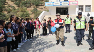 Jandarmadan öğrencilere trafik eğitimi