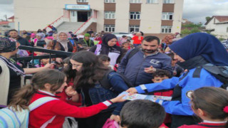 Kars’ta polis öğrencileri bilgilendirdi