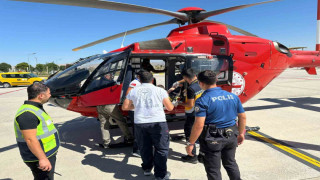 Muş’ta ambulans helikopter 3 yaşındaki hasta için havalandı