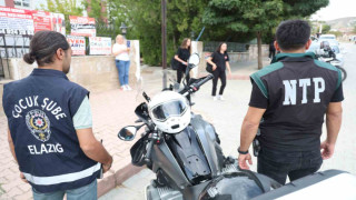 Polis ekipleri okul önlerinde göz açtırmıyor