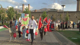 Sağlık çalışanları Erzurum’da İsrail’i protesto etti