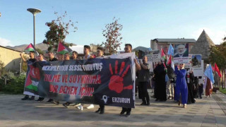 Sağlık çalışanları Gazze’ye yönelik saldırıları protesto etti