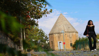 4 büyük deprem gören 5 bin yıllık tarihi mahalle dimdik ayakta