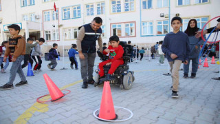 Battalgazi’deki çocuk şenliğine yoğun ilgi