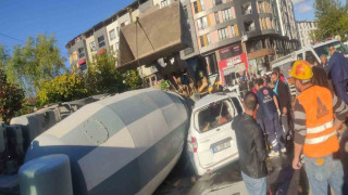 Bingöl’de beton mikseri aracın üzerine devrildi: 1 yaralı