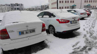 Bitlis’te Ekim ayında kar yağışı