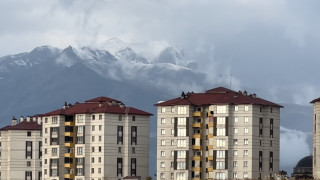 Cilo Dağı yeniden beyaza büründü