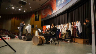 Erzurum’da devlet korumasındaki çocuklar konser verip sergi açtı