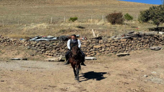 Hamur Kaymakamı Mahir, köy ziyaretlerine devam ediyor