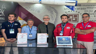 ROKET takımı Teknofest’te ilgi odağı oldu