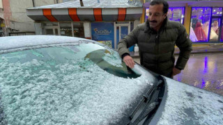 Sarıkamış’a mevsimin ilk karı yağdı