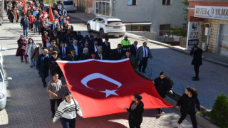 Tercan’da Cumhuriyet Yürüyüşü yapıldı