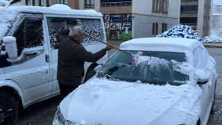 Yüksekova beyaza büründü